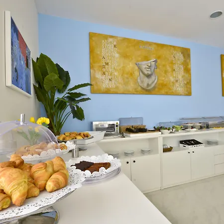 Sidari Beach Hotel Otel 3*