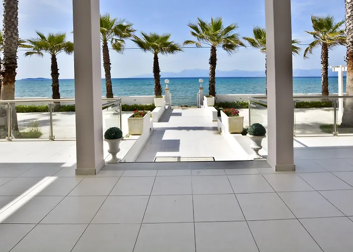 Sidari Beach Hotel 3*