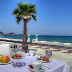 Szálloda Sidari Beach Hotel