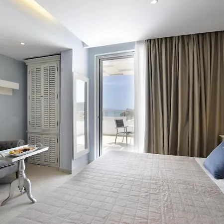 Sidari Beach Hotel فندق 3*