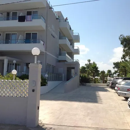 Sidari Beach Hotel 3*