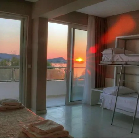 فندق Sidari Beach Hotel 3*