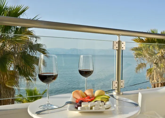 Sidari Beach Hotel 3*