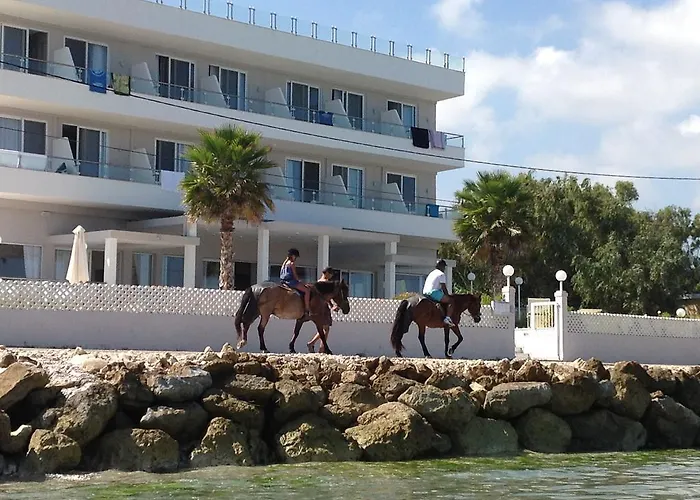 Sidari Beach Hotel 3* Szidári