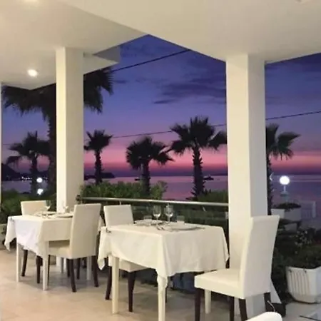 Sidari Beach Hotel