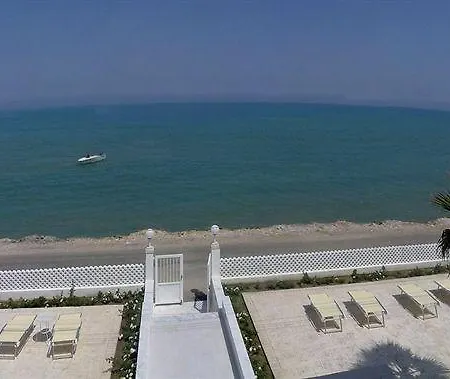 Sidari Beach Hotel